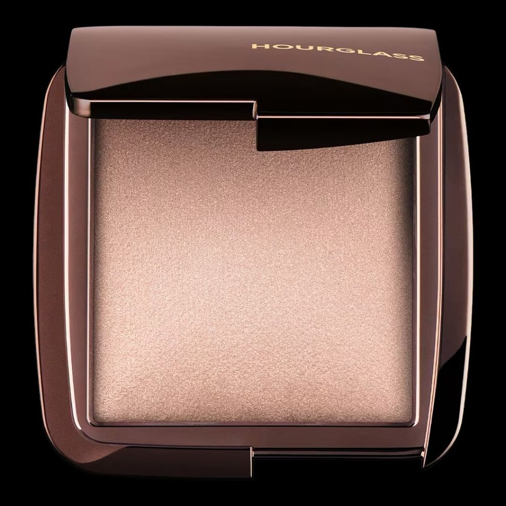 Hourglass Ambient Lighting Powder in Luminous Light